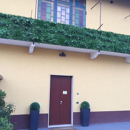 Location Lory Hotel Busto Arsizio Kültér fotó
