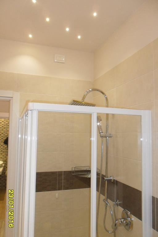 Location Lory Hotel Busto Arsizio Kültér fotó