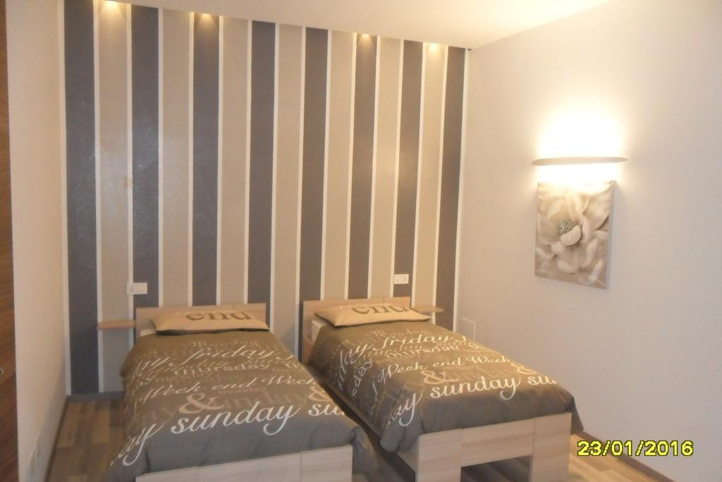 Location Lory Hotel Busto Arsizio Kültér fotó