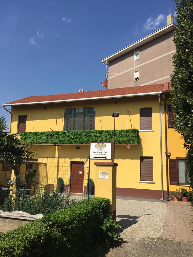 Location Lory Hotel Busto Arsizio Kültér fotó